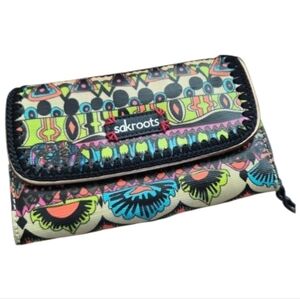Sakroots Zip Wallet Purse Coated Canvas Peace Sign Design Many Pockets NO STRAP